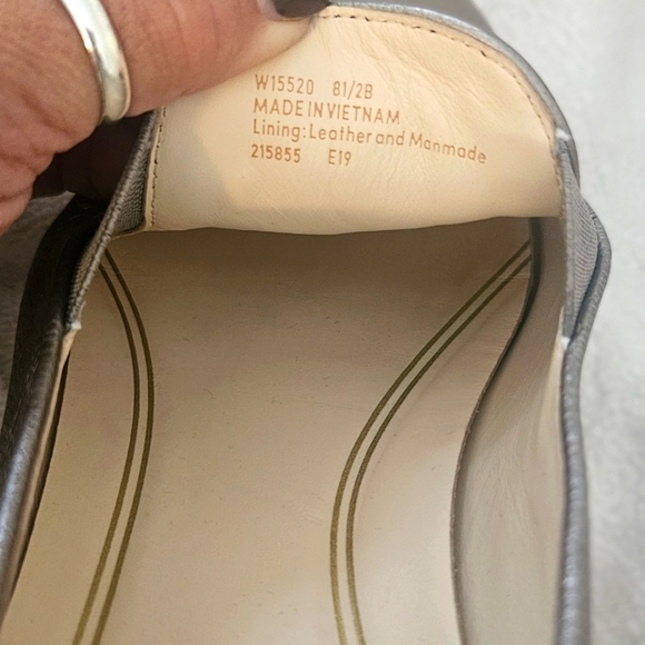 Cole Haan Zero Grand Loafer Women’s 8 US Metallic Silver EUC - Picture 6 of 7